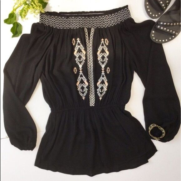 boho Off Shoulder Embroidered Blouse White & Black - Picture 8 of 10